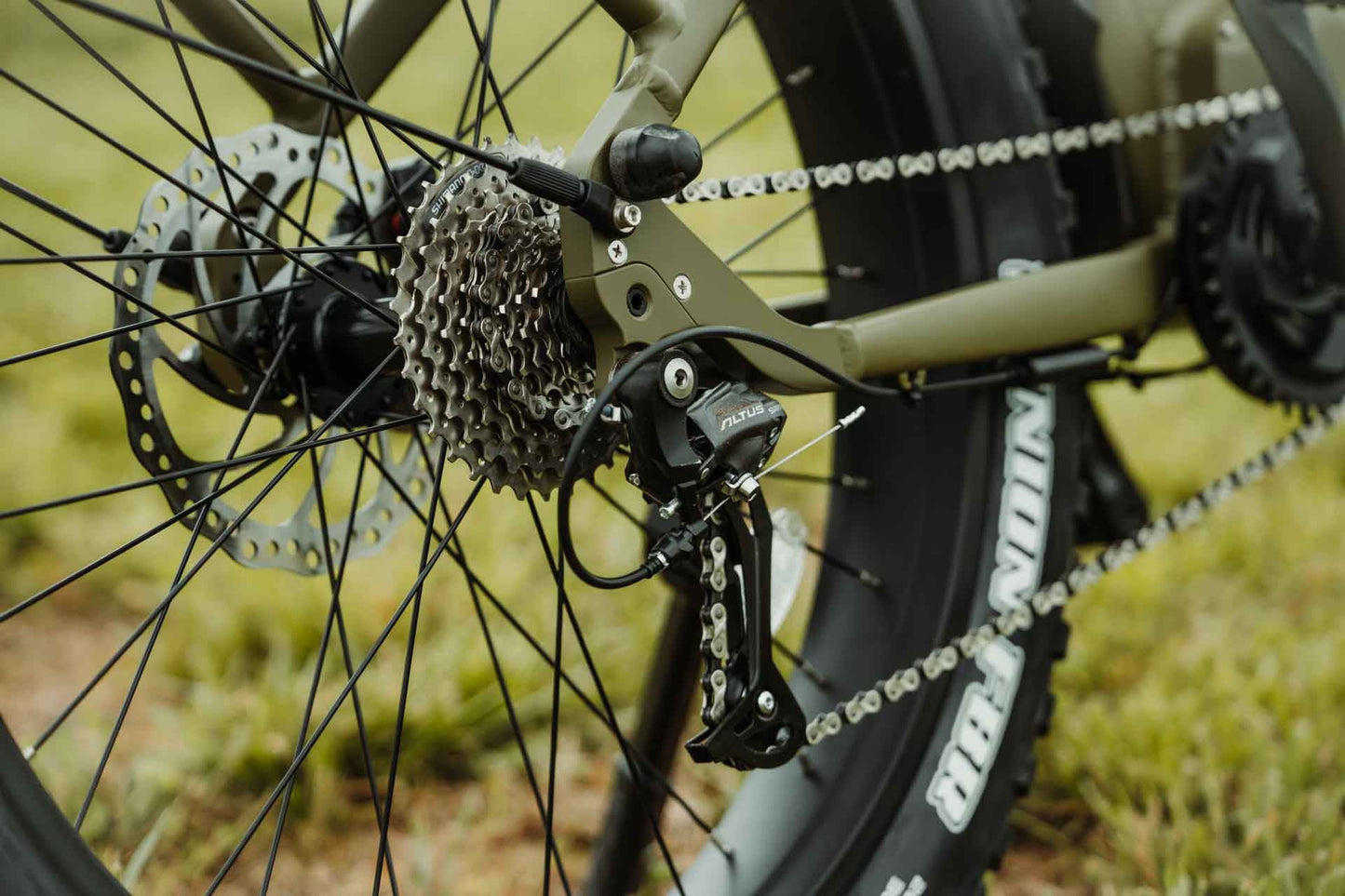 RAMBO BIKES Rebel 2.0, Top Speed - 28 MPH